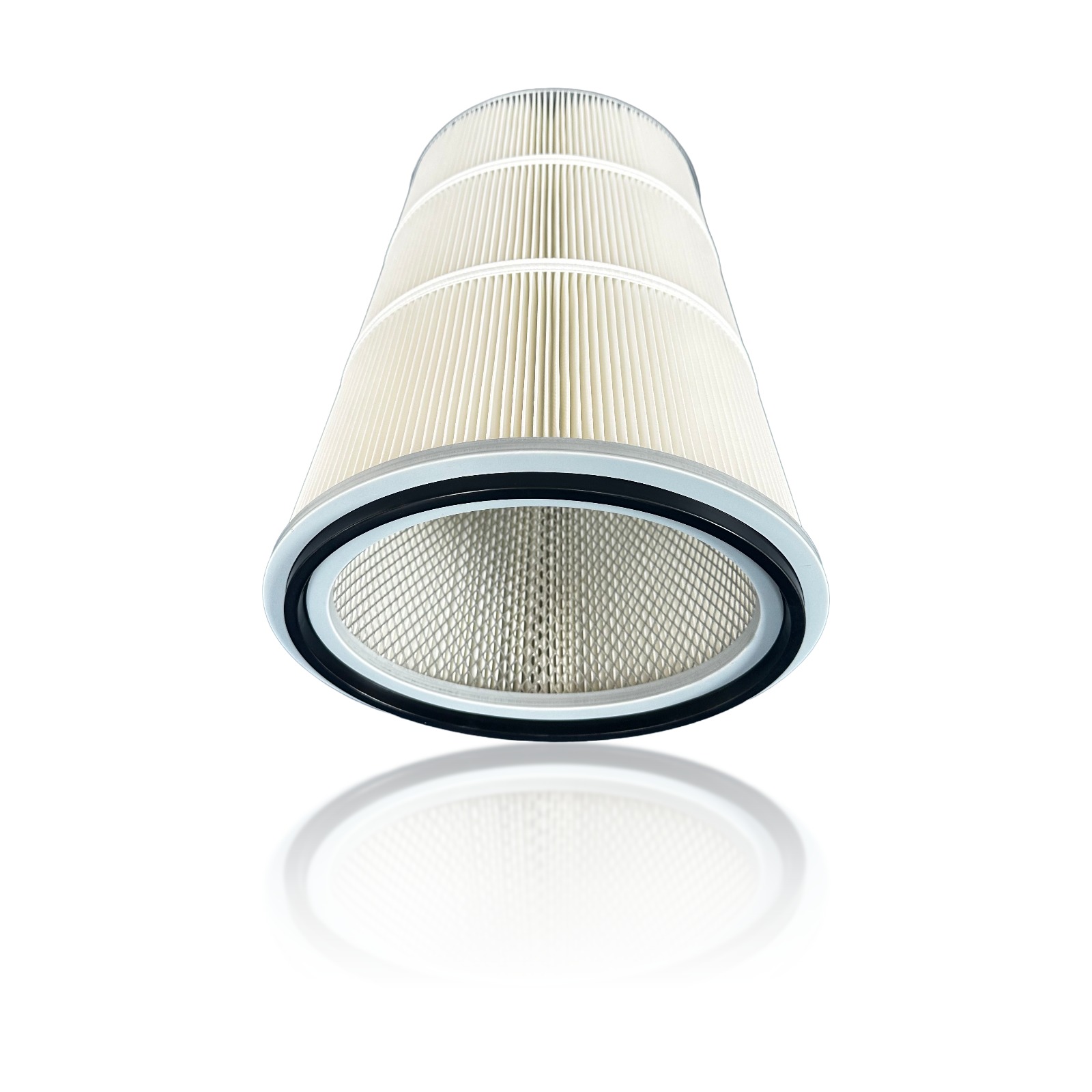 Pleated cartridge filter - gasket open end with bands